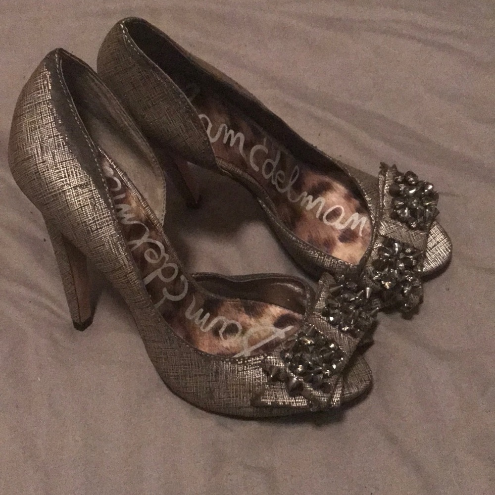 ⭐️4x$15⭐️Sam Edelman Sandals size 6